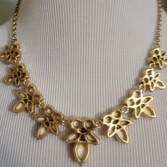 J. Crew Off-White Botanical Leaf Necklace - Picture 4 of 6